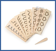 Carregar imagem no visualizador da galeria, Placas De Formas e Números - Com Caneta De Madeira
