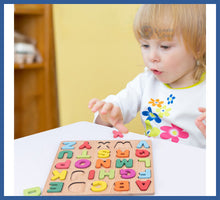 Carregar imagem no visualizador da galeria, Quebra-cabeça Do Alfabeto e Números Em Madeira - encaixe
